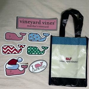 8 piece Vineyard Vines sticker and reusable bag set